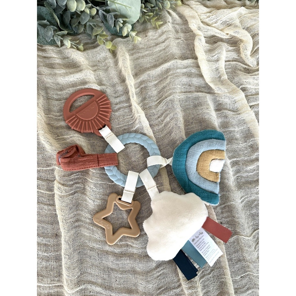Itzy‎ Ritzy Bitzy Busy Ring Cloud Teething Activity Toy 0m+. Teether Moon Star
